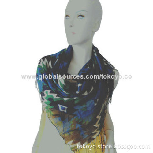 Fashionable square scarf with digital print, 140*100cm+tassels to both ends, made of cotton